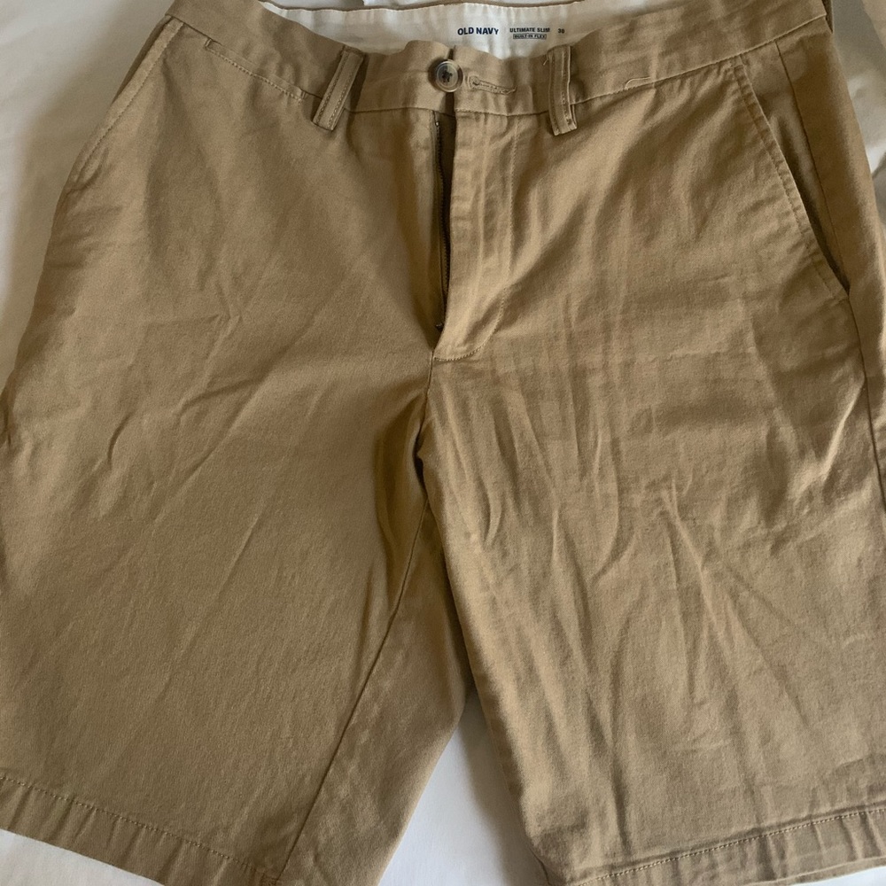 Men’s cargo shorts